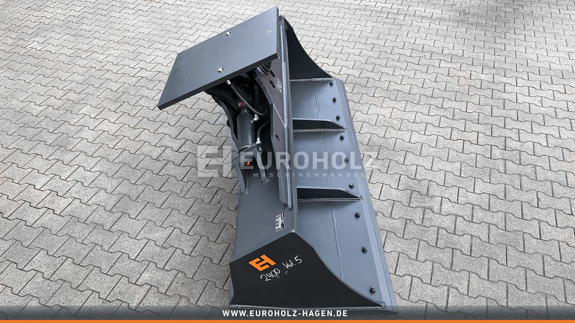 Hydraulic ditch cleaning bucket without adapter / 2400 mm / cat. 5G / with bolt-on cutting edge
