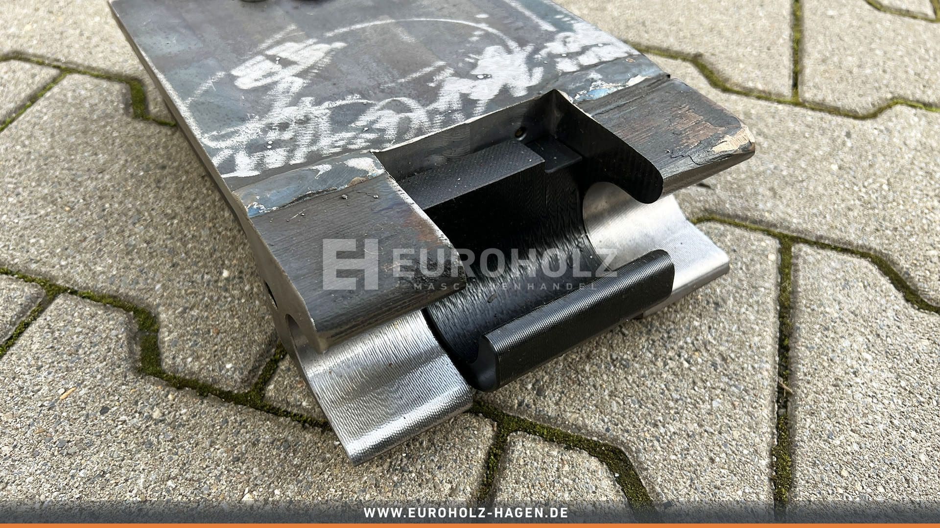 Hydraulic quick coupler without adapter suitable for Lehnhoff MS01